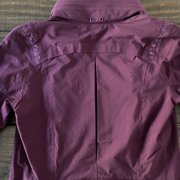 NWT LULULEMON RAIN RUNNER JACKET - Picture 8 of 11